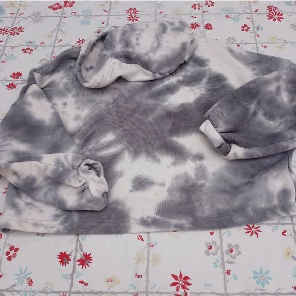 Elodie L TieDye WhiteGray Lngslvs Cropped Drawstring Women's HoodieTopSweatshirt - Picture 5 of 5